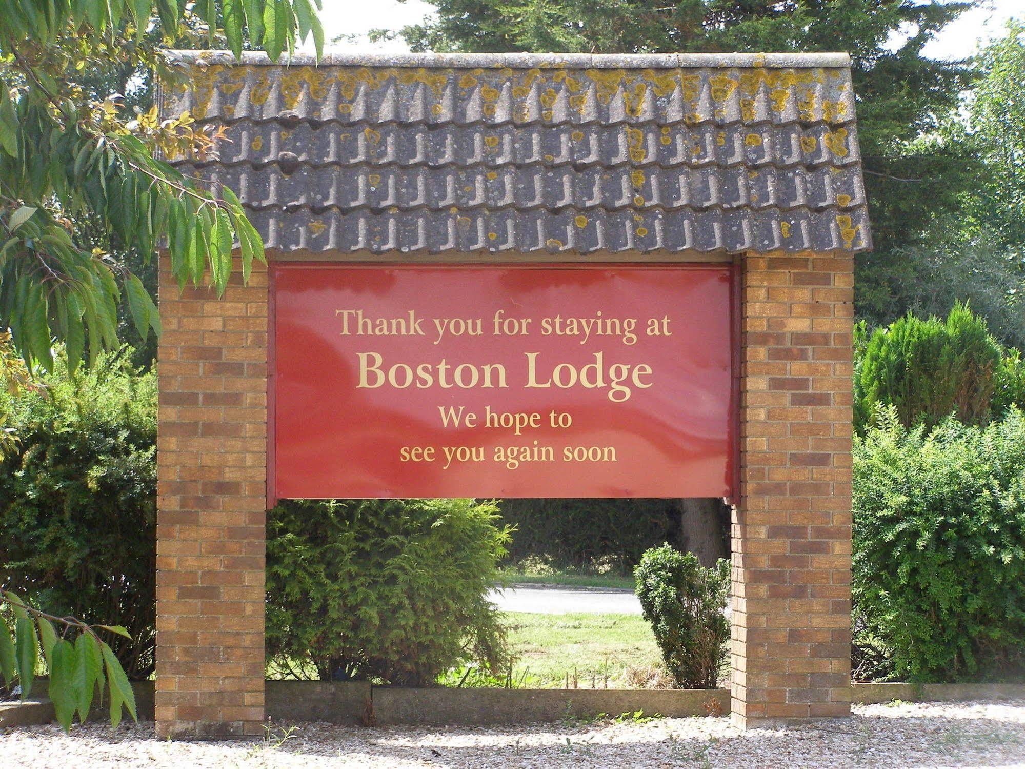 Boston Lodge エクステリア 写真